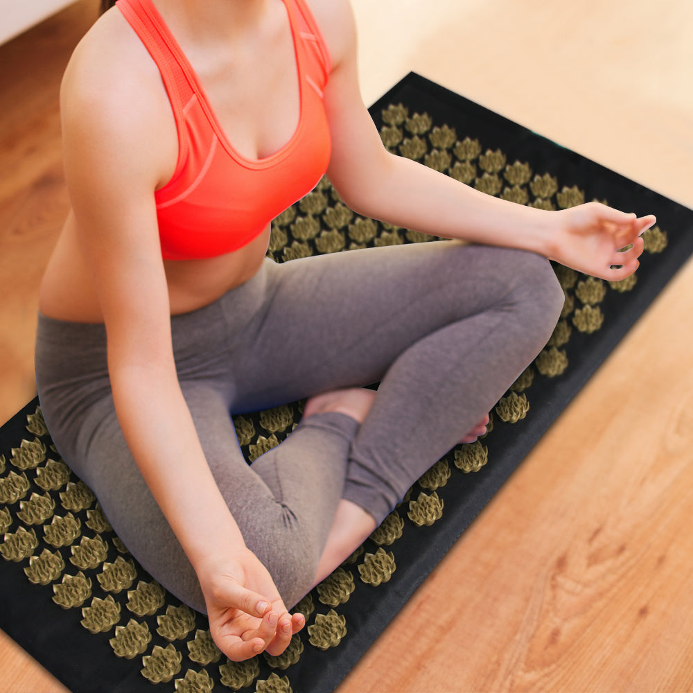 Acupressure Massage Mat with Needles Set Back Massager for Neck Foot Kuznetsov'S Applicator Massage Pad Yoga Mat with Pillow